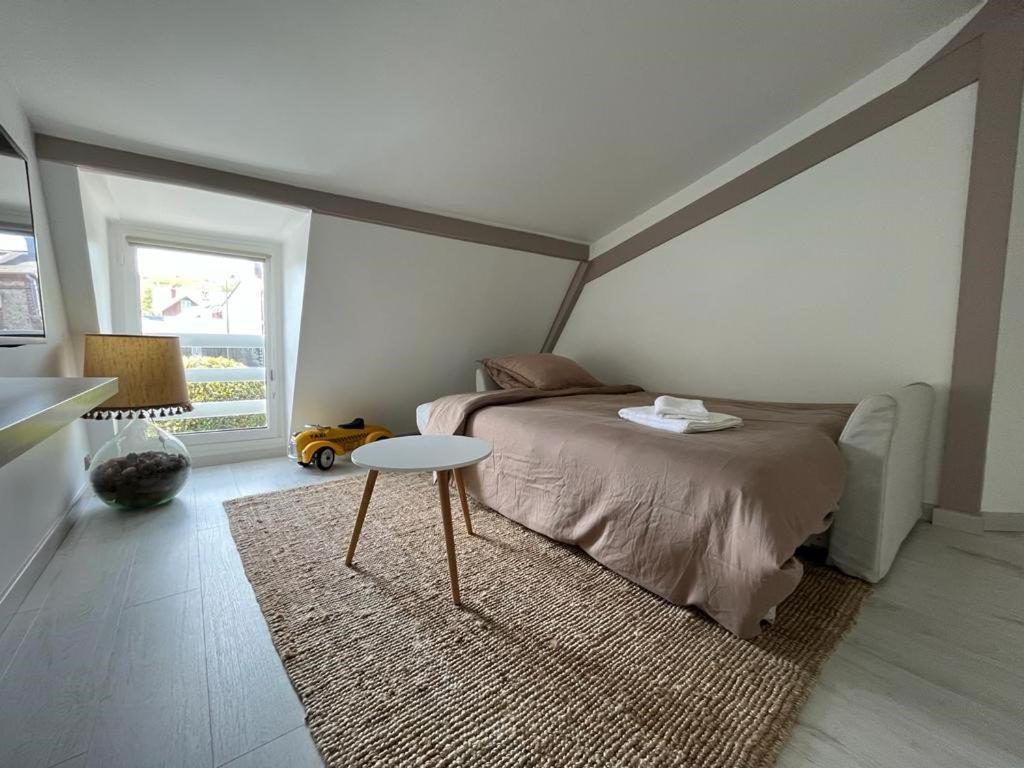 Maison/ Loft familial à Étretat Esterno foto